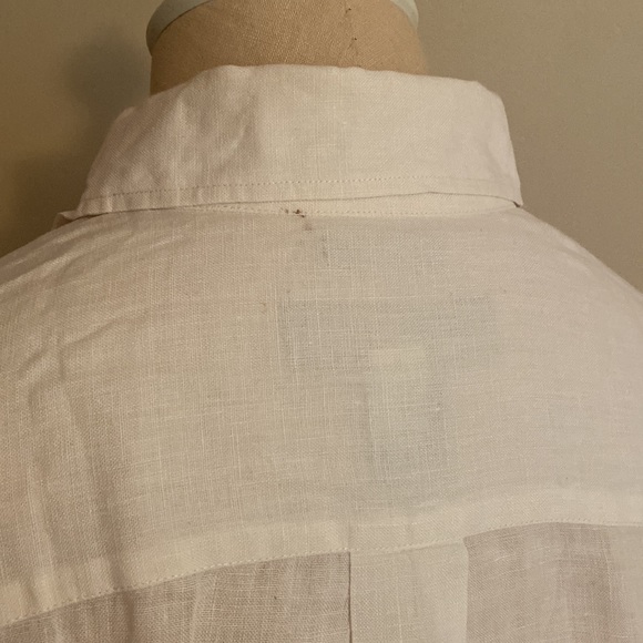Banana Republic Linen Button Down - Picture 4 of 5